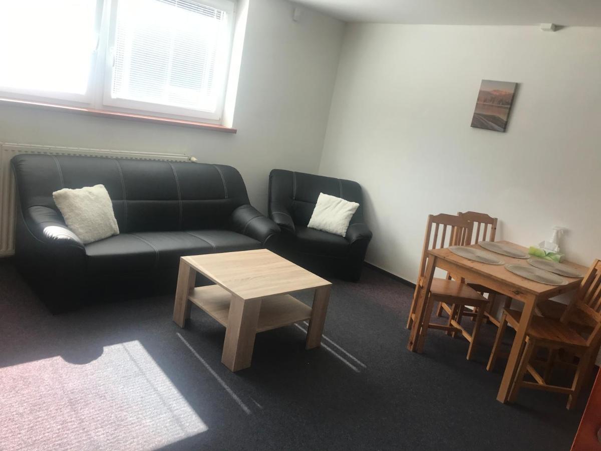 Penzion U Mustku Jiriho Rasky Trojanovice Exterior foto