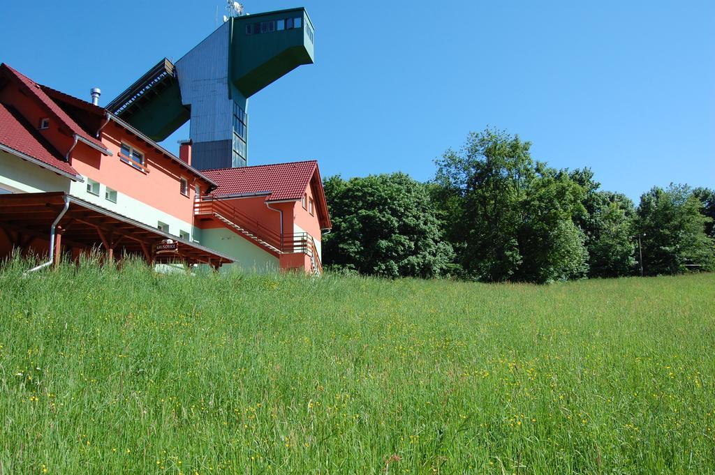 Penzion U Mustku Jiriho Rasky Trojanovice Exterior foto